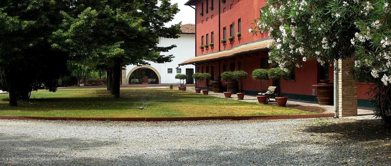 Agriturismo Isola Augusta Palazzolo dello Stella Exteriör bild