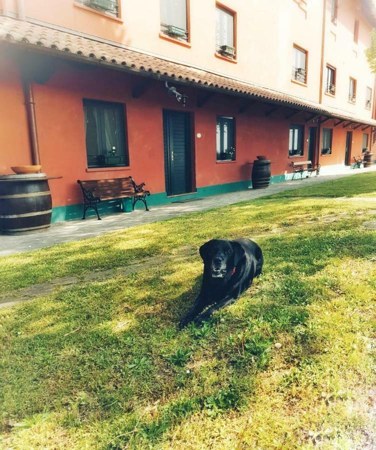 Agriturismo Isola Augusta Palazzolo dello Stella Exteriör bild